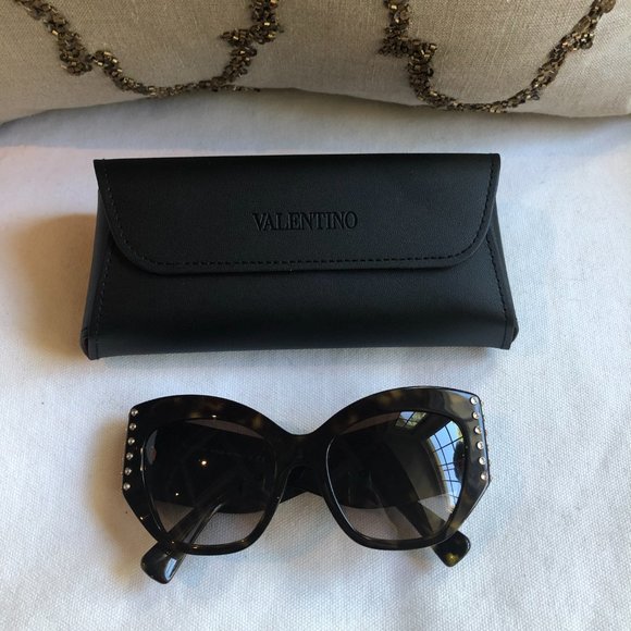 ? NEW Valentino Embellished Cat Eye Havana Sunglasses main image 12